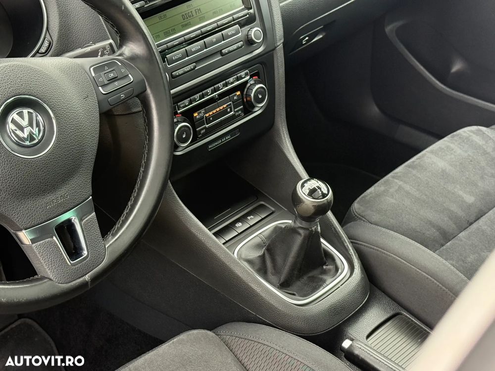 Volkswagen Golf 2.0 TDI Highline - 15