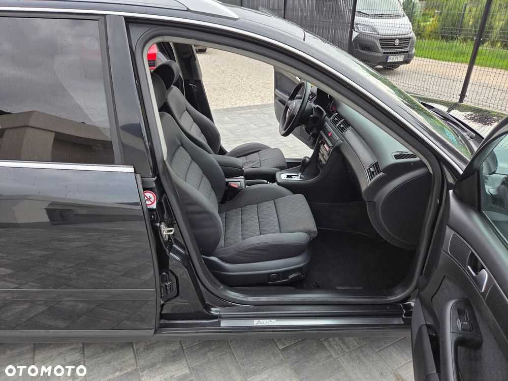 Audi A6 Avant 2.4 Multitronic - 16