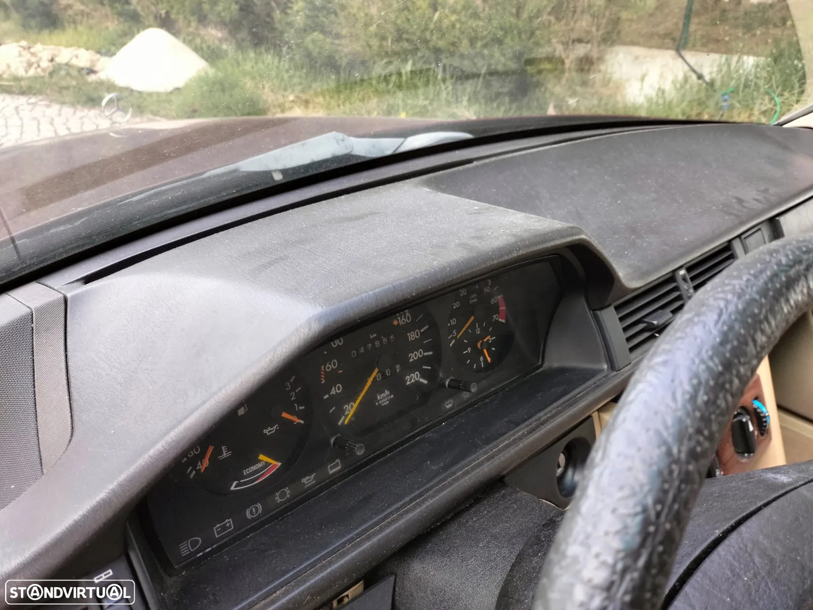 Mercedes-Benz 200 Standard - 18