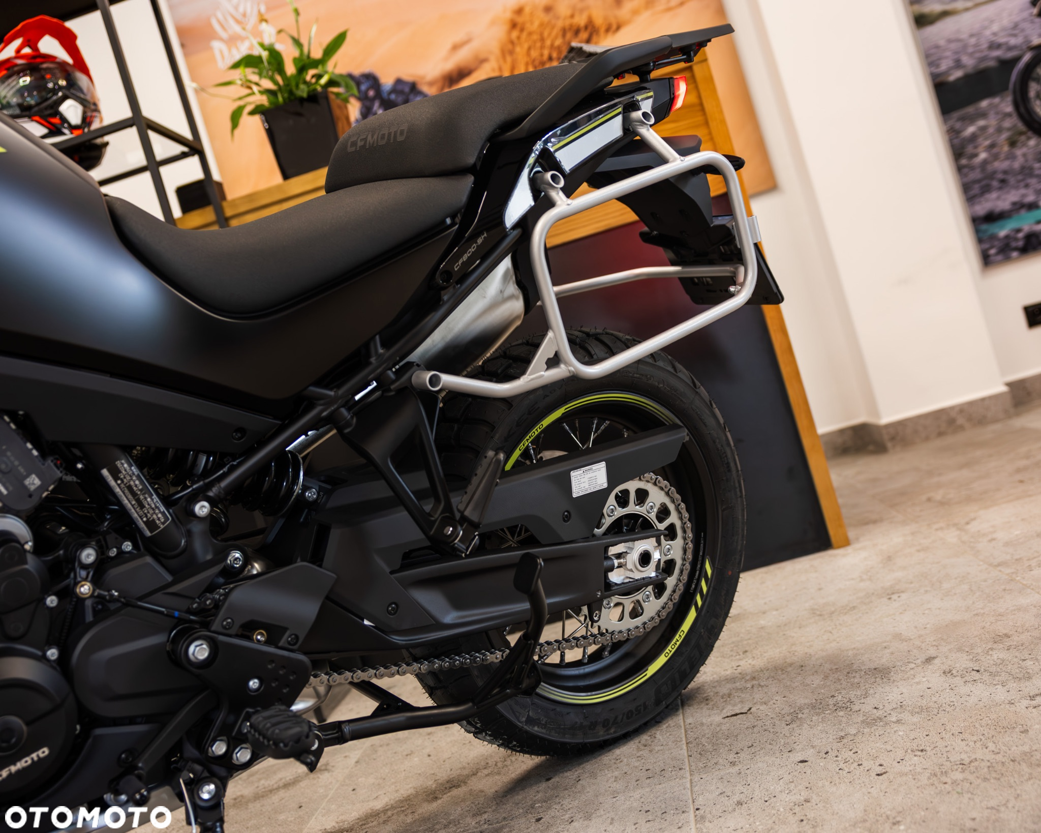 CFMoto MT - 26