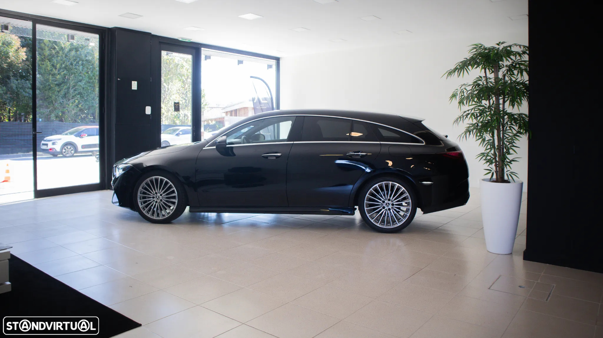 Mercedes-Benz CLA 180 Shooting Brake 7G-DCT AMG Line - 3