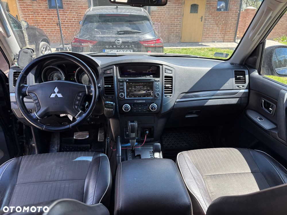 Mitsubishi Pajero 3.2 DID Intense - 12