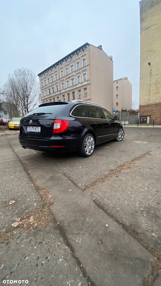 Skoda Superb 2.0 TDI DSG FAMILY - 3
