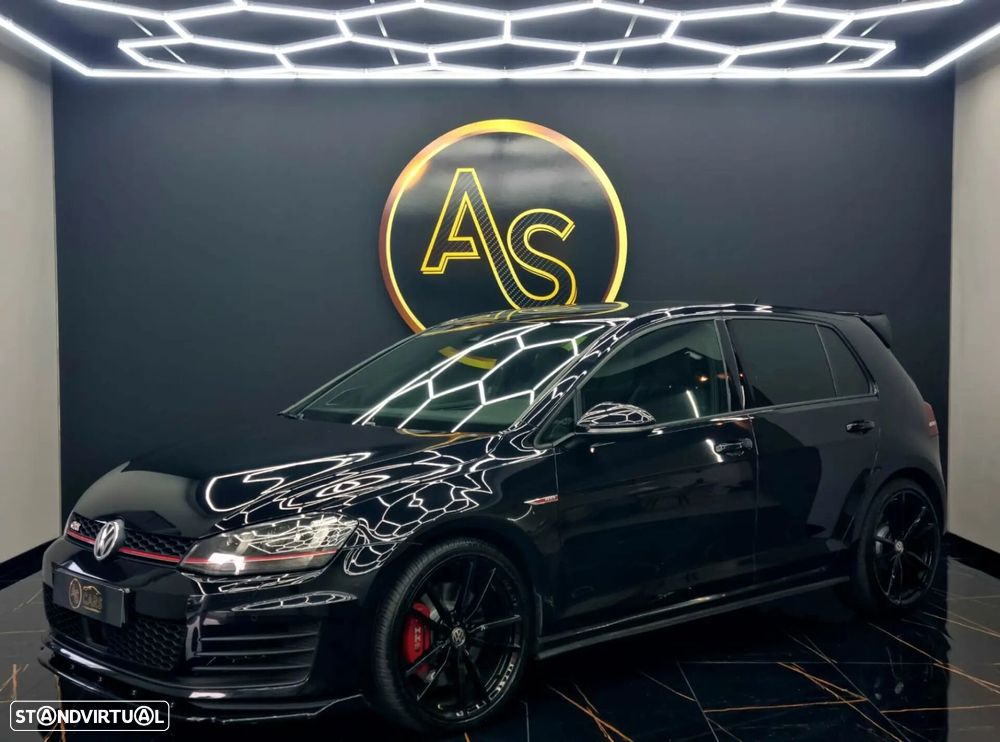VW Golf - 32