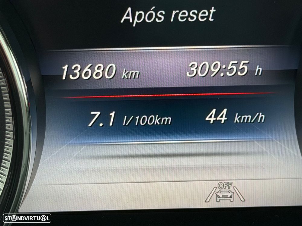 Mercedes-Benz E 220 d 9G-TRONIC AMG Line - 35