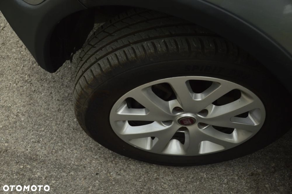 Fiat Sedici 1.6 16V 4x4 Lounge - 13