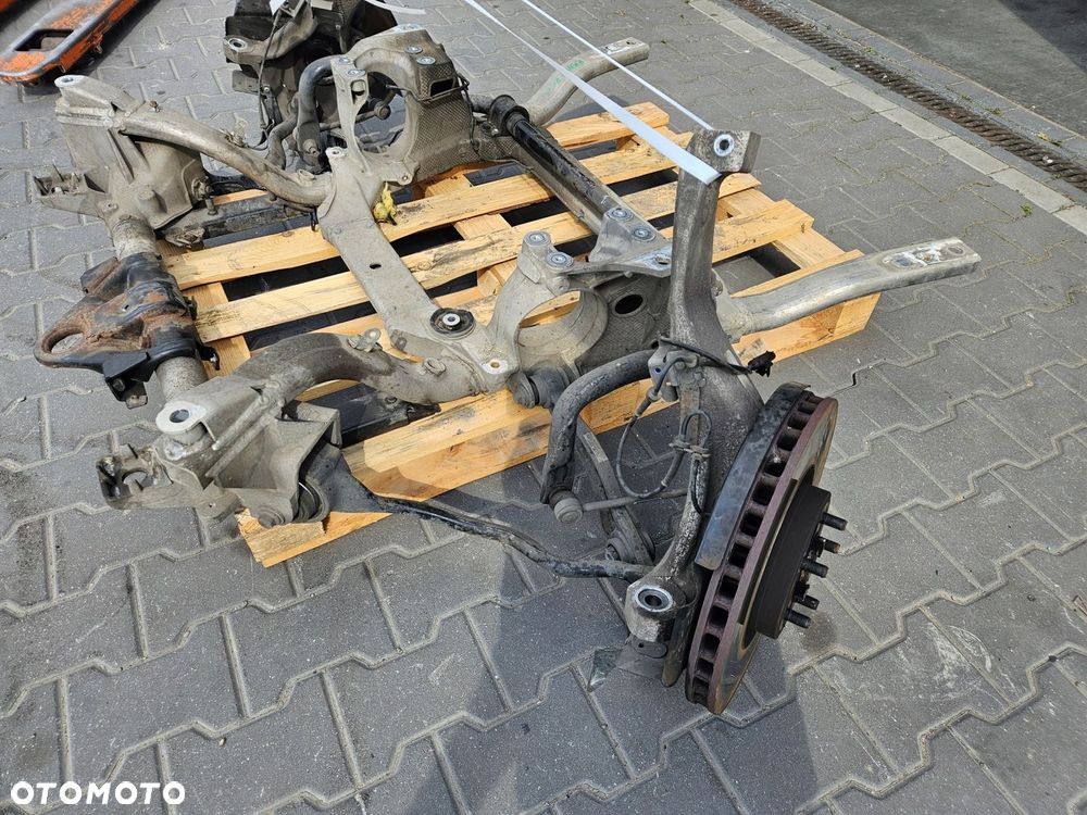 RANGE ROVER SPORT L494 LIFT SANKI BELKA WÓZEK ZWROTNICE ZAWIESZENIE - 7