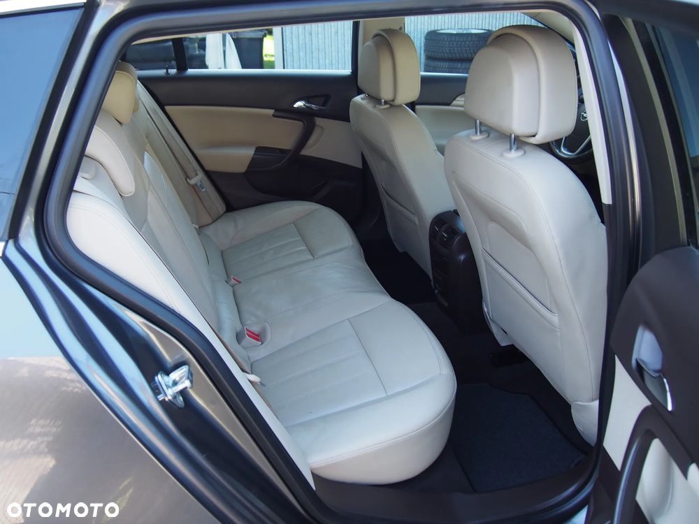 Opel Insignia 1.8 Cosmo - 12