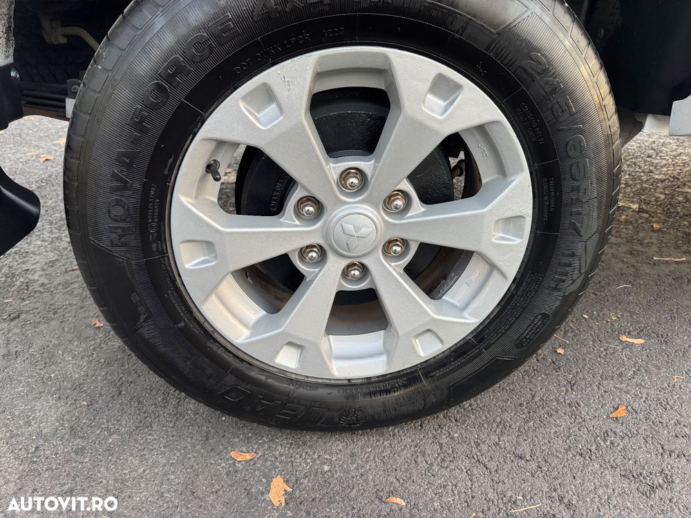 Mitsubishi L200 Pick Up 4x4 Autm. Intense Double Cab - 25