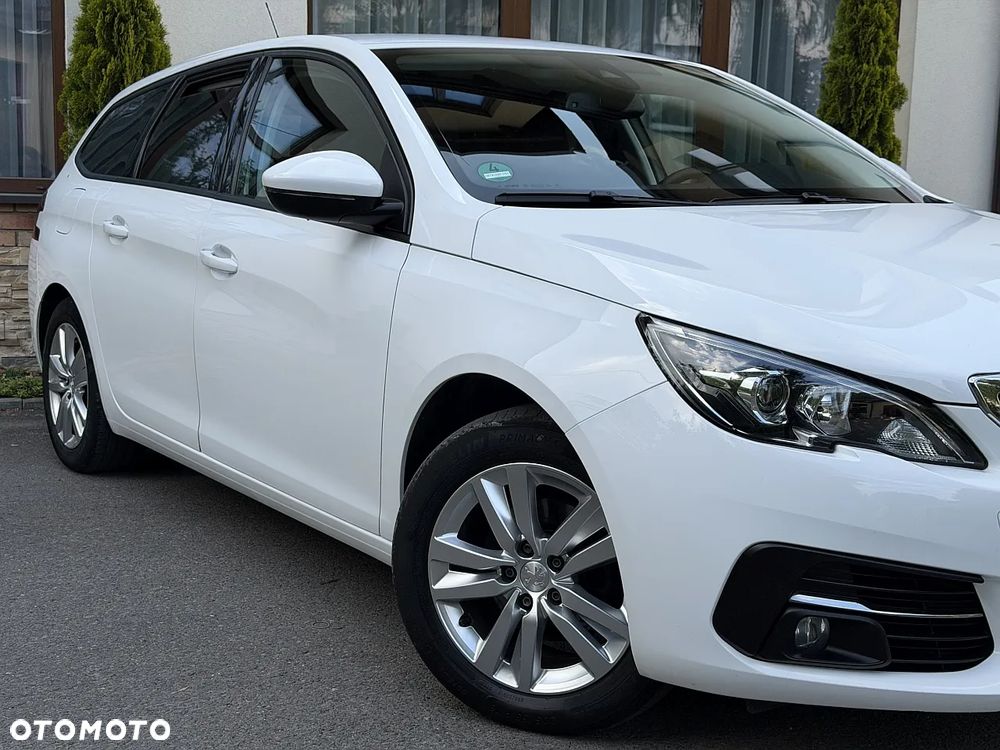 Peugeot 308 1.5 BlueHDi Allure Pack S&S EAT8 - 9