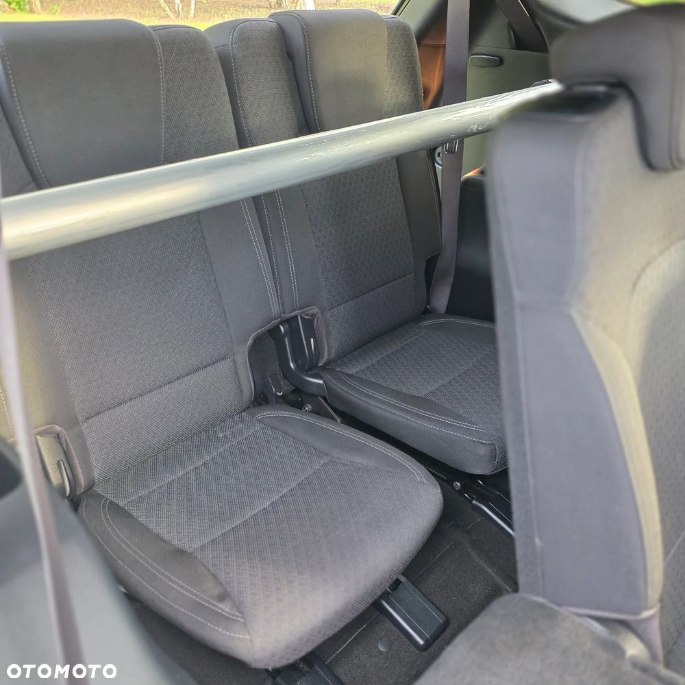 Kia Carens 1.7 CRDi Edition 7 - 23