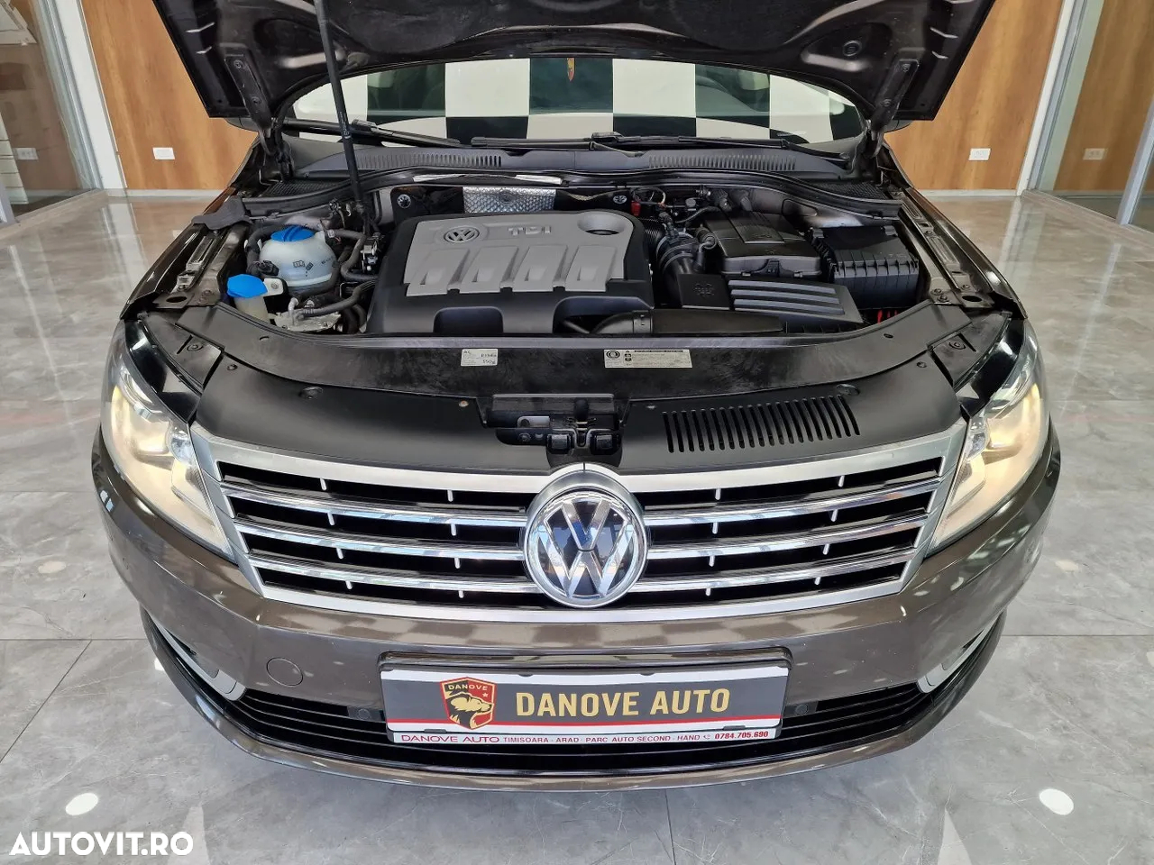 Volkswagen Passat CC 2.0 TDI DSG Blue TDI - 25