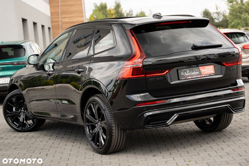 Volvo XC 60 B5 B AWD Ultimate Dark - 16
