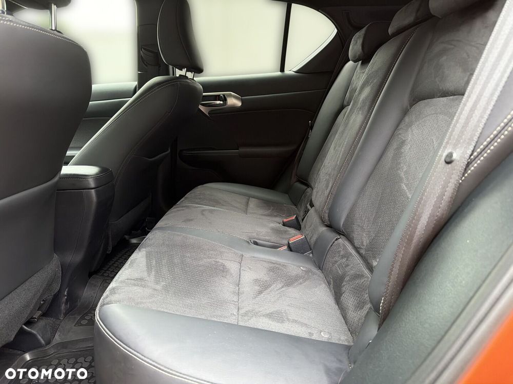Lexus CT 200h F Sport - 14