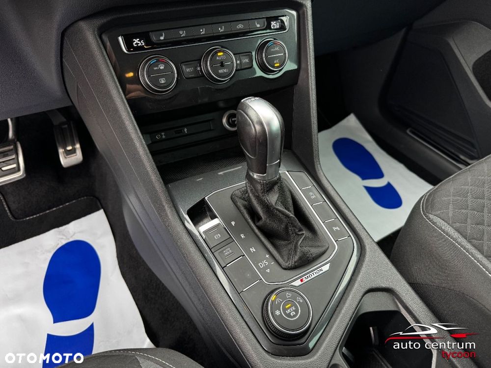 Volkswagen Tiguan - 20
