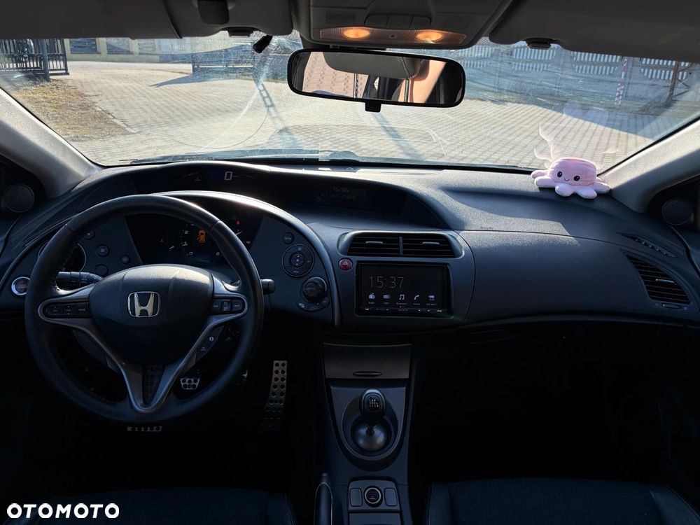 Honda Civic 1.8 GT Special Edition - 10