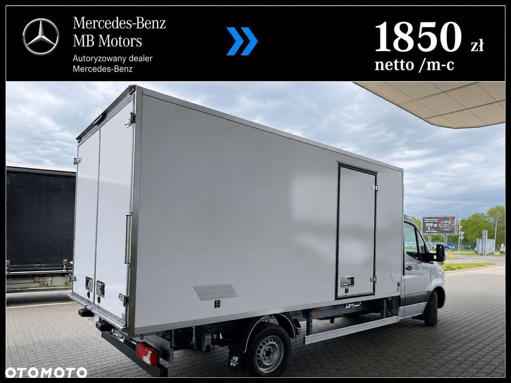 Mercedes-Benz Sprinter - 6
