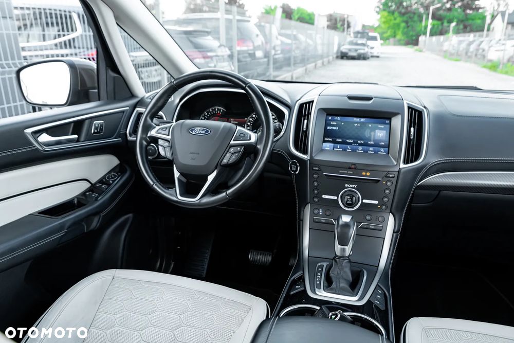 Ford S-Max 2.0 TDCi 4WD Vignale PowerShift - 27