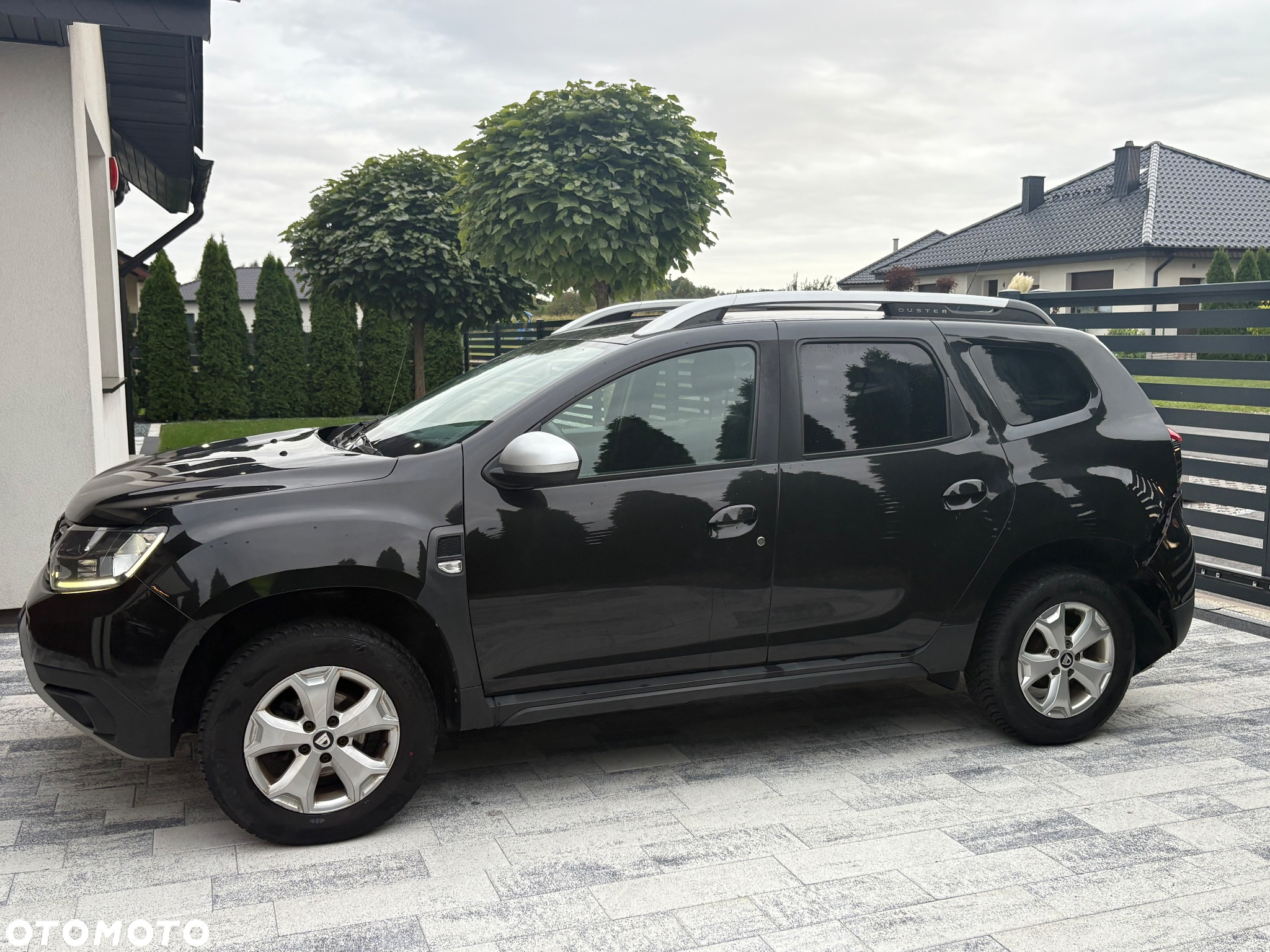 Dacia Duster 1.6 SCe Comfort - 11