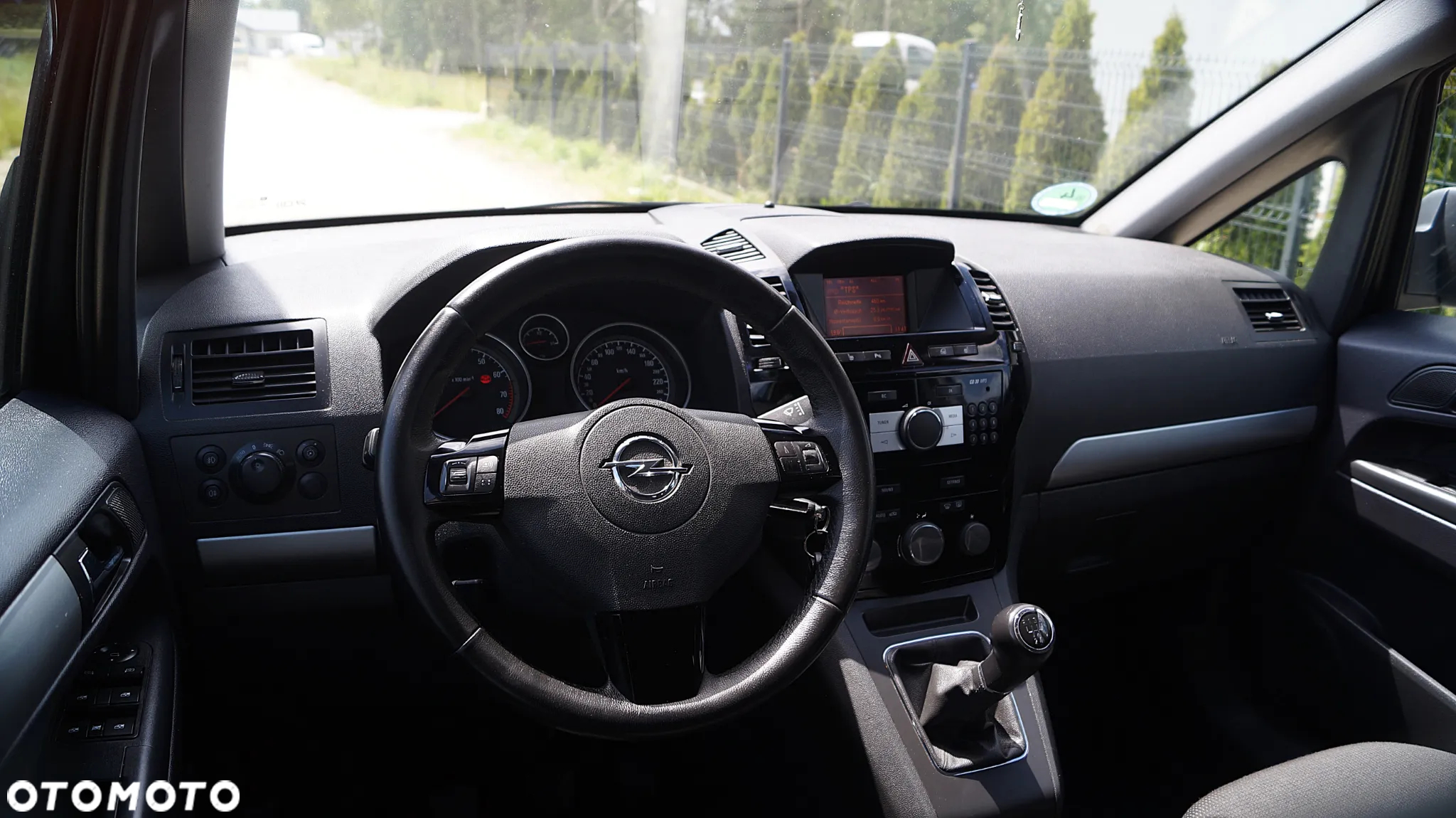 Opel Zafira - 21