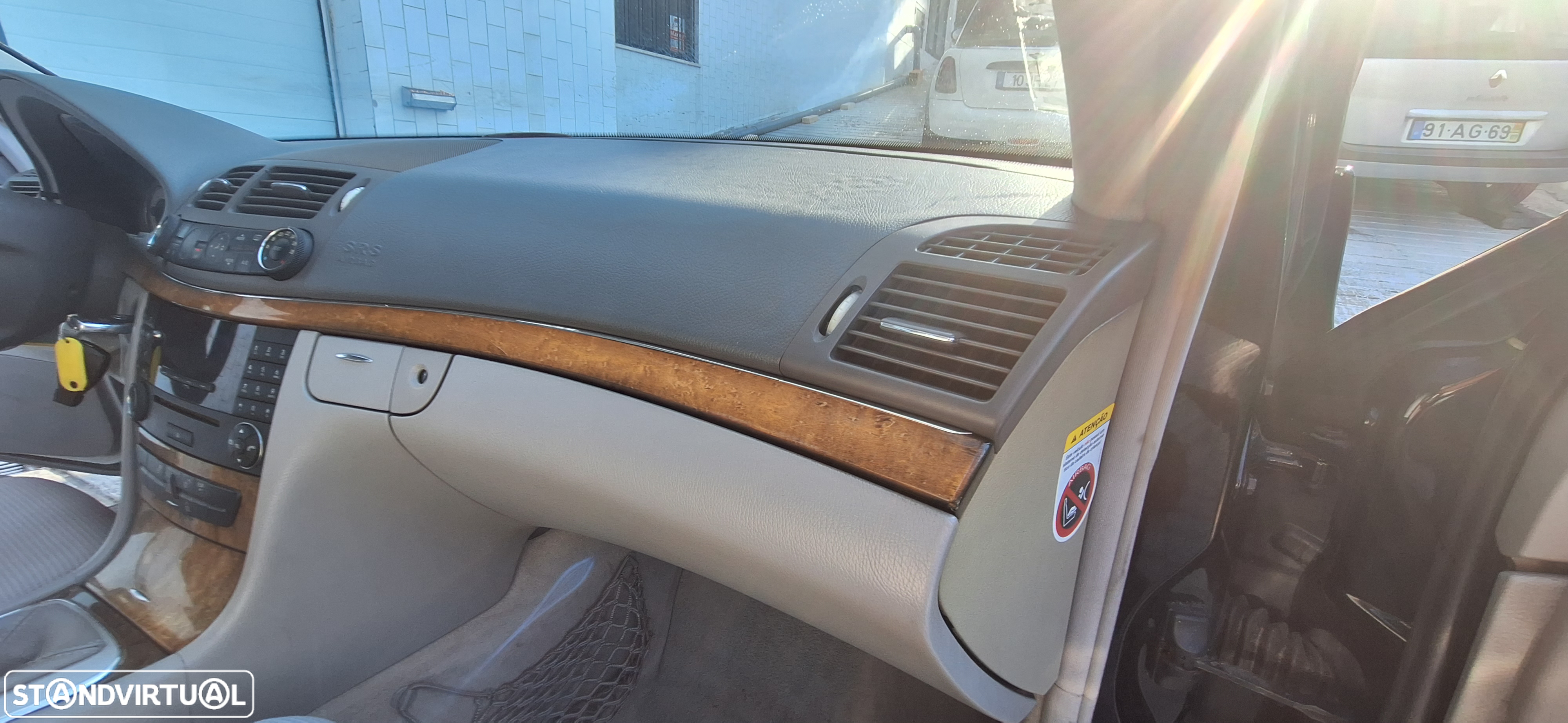 Mercedes-Benz E 220 CDi Avantgarde - 19
