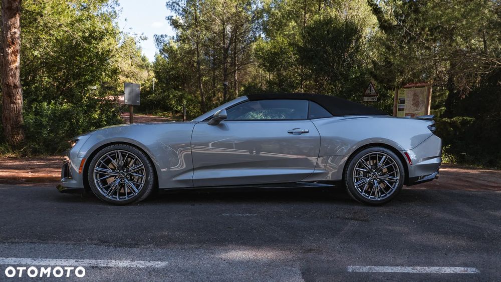 Chevrolet Camaro - 13