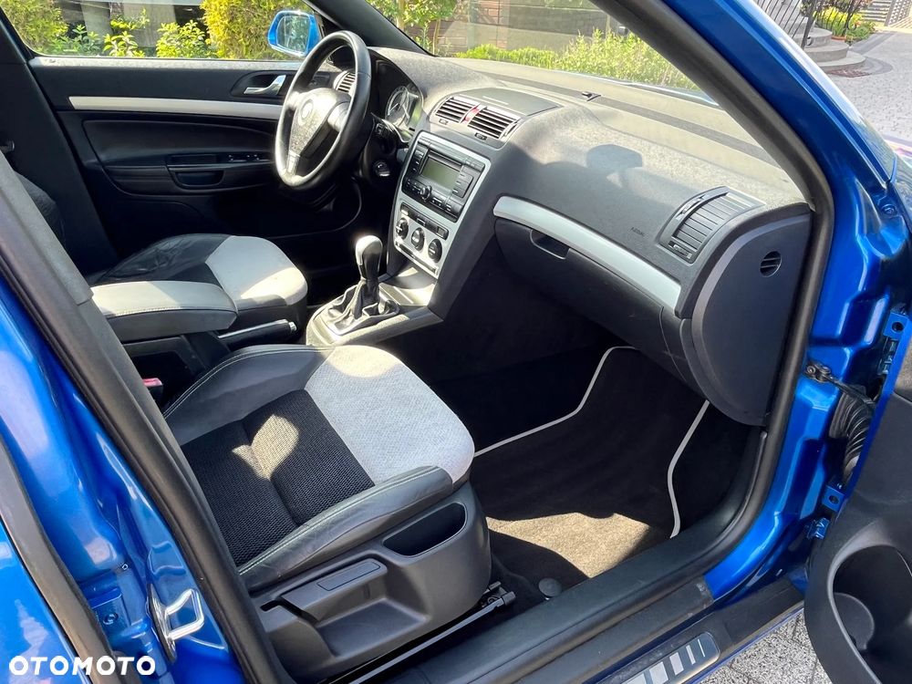 Skoda Octavia 2.0 TDI DPF RS - 11