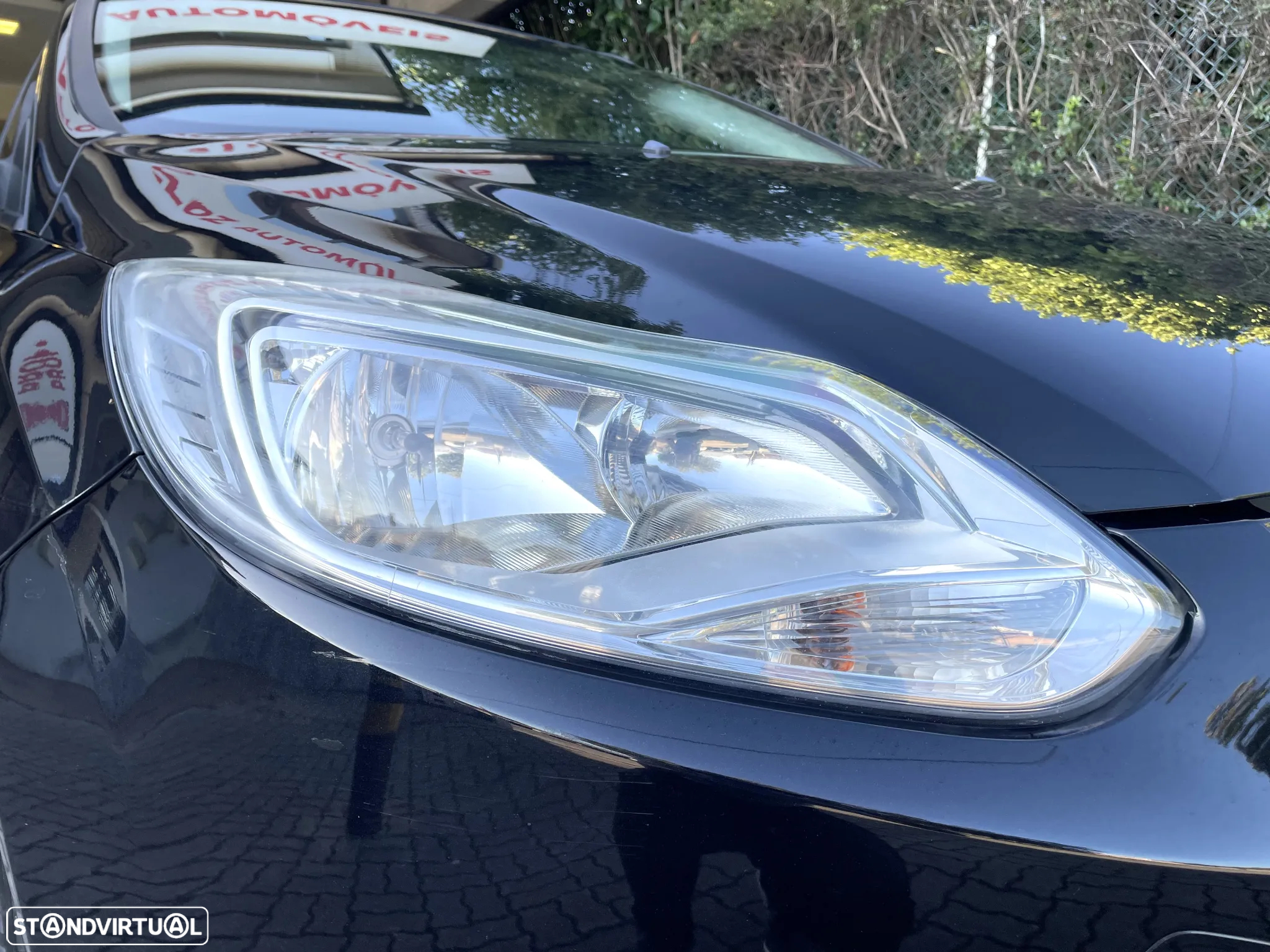 Ford Focus SW 1.0 EcoBoost S&S TITANIUM - 11