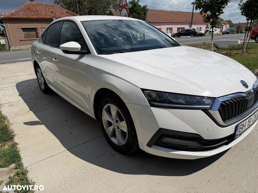Skoda Octavia 2.0 TDI DSG Style - 3