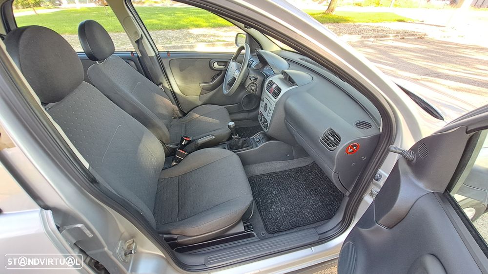Opel Corsa - 13