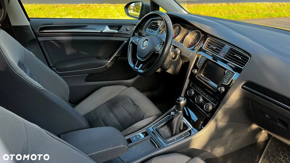 Volkswagen Golf 1.4 TSI BMT Highline - 7
