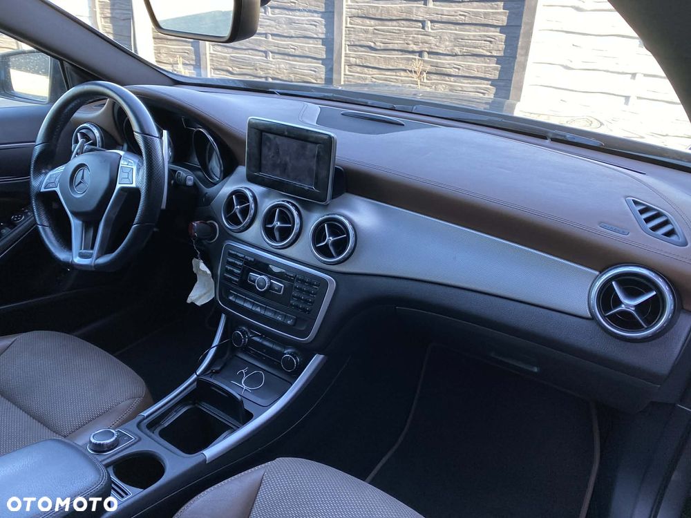 Mercedes-Benz GLA 200 CDI 7G-DCT Edition 1 - 14