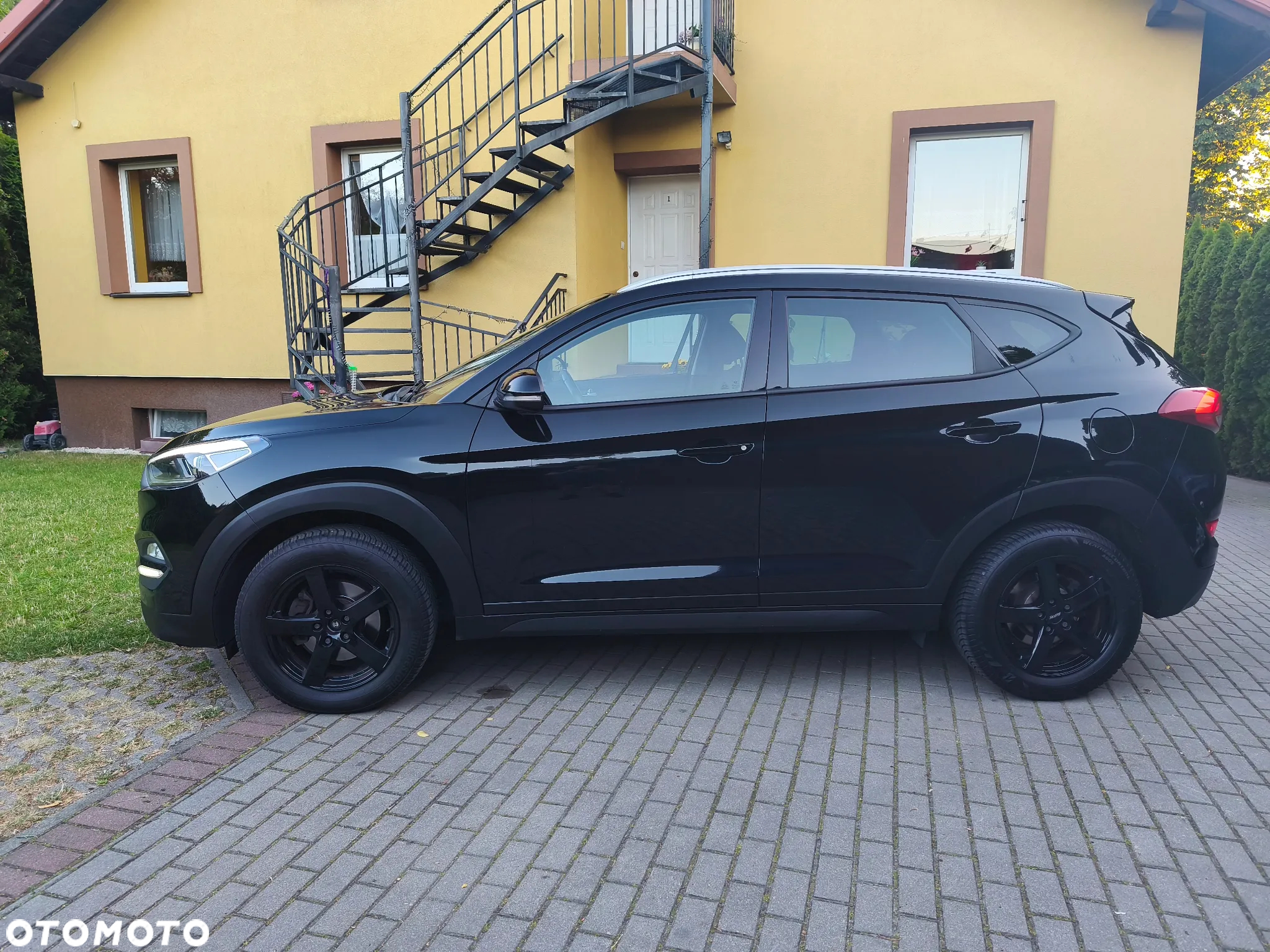 Hyundai Tucson blue 1.7 CRDi 2WD Style - 9