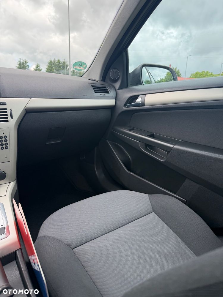 Opel Astra - 27