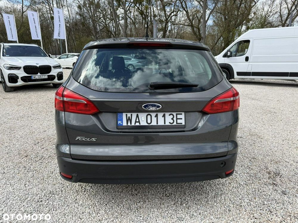 Ford Focus - 17