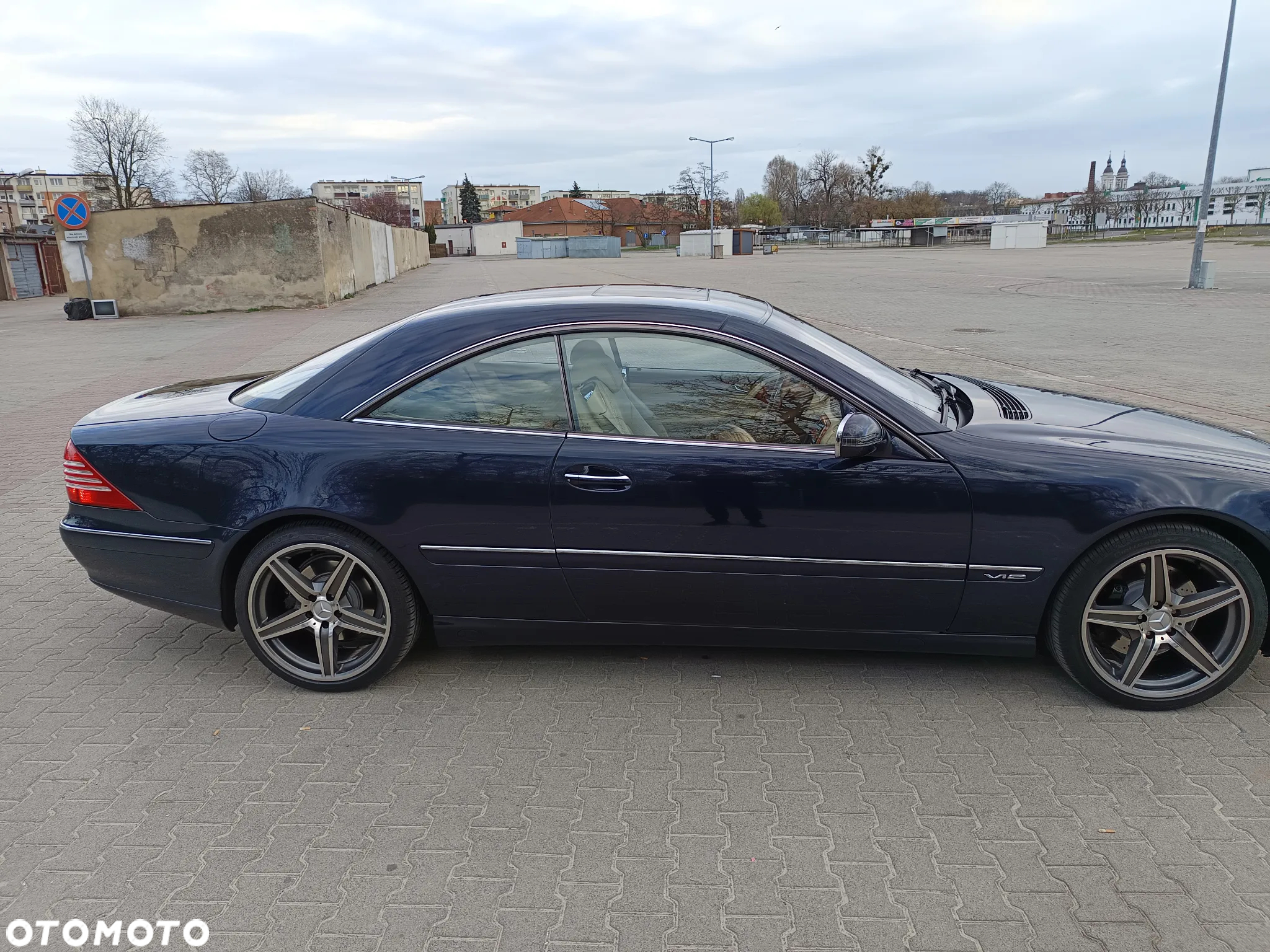 Mercedes-Benz CL 600 - 6