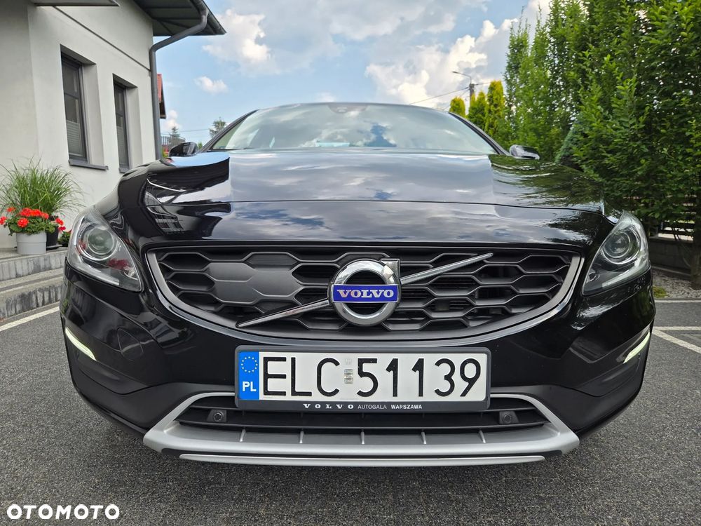 Volvo S60 Cross Country T5 AWD Summum - 8