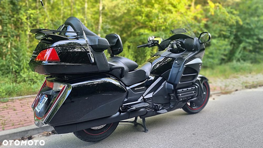Honda GL - 16