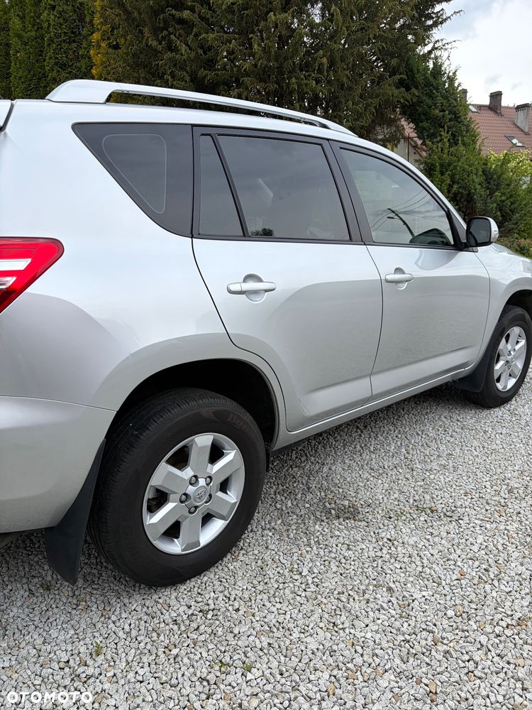 Toyota RAV4 2.2 D-4D 4x2 Life - 5