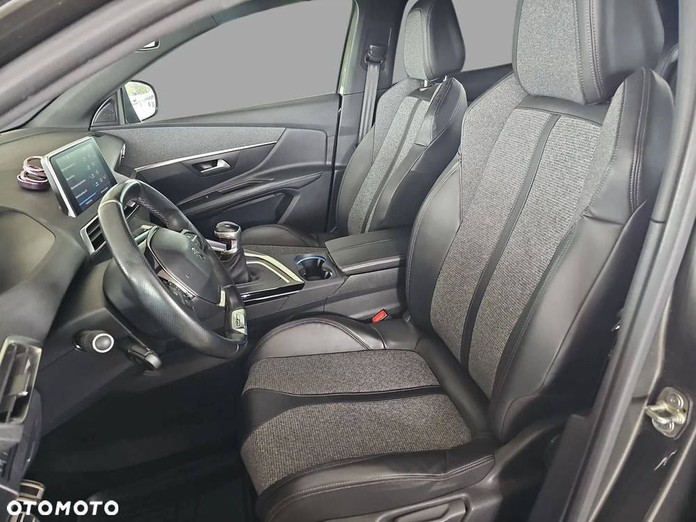 Peugeot 3008 1.5 BlueHDi GT S&S - 11