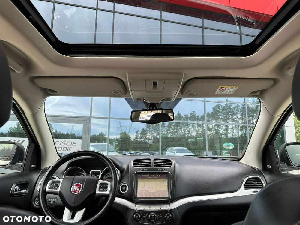 Fiat Freemont 2.0 Multijet Black Code AWD - 11