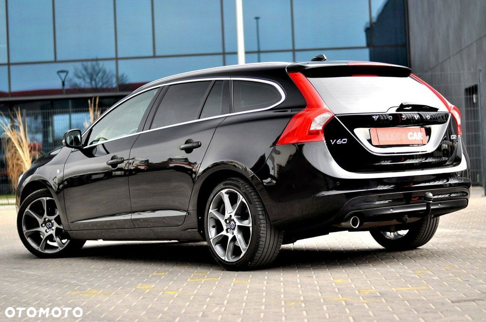 Volvo V60 D2 Ocean Race - 14