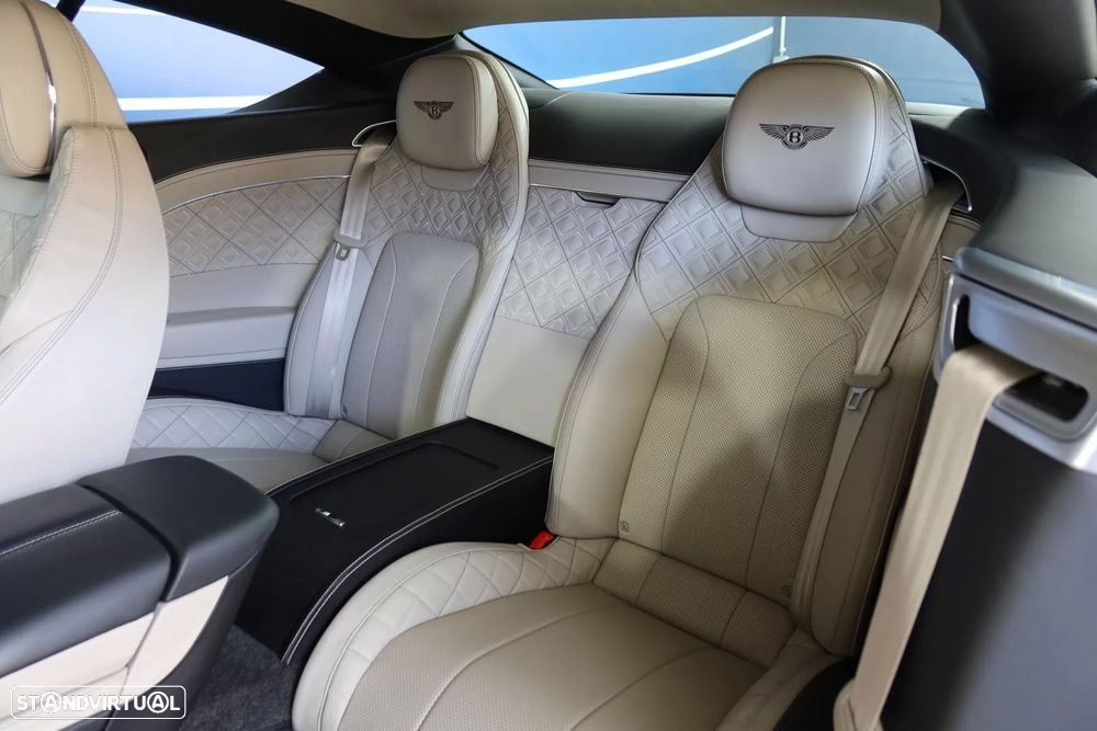 Bentley Continental GT W12 - 19