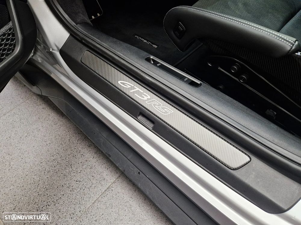 Porsche 911 (992) GT3 RS - 21