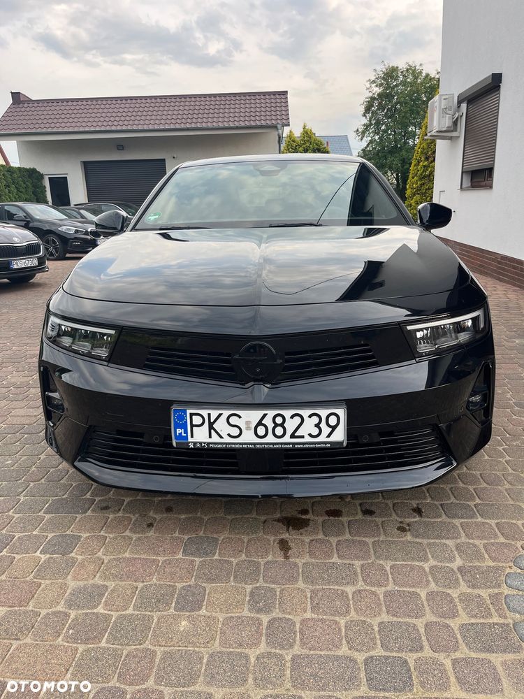 Opel Astra 1.2 Turbo GS Line - 2