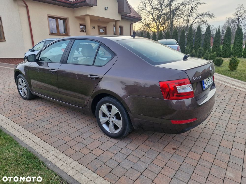 Skoda Octavia 1.8 TSI Green tec DSG Elegance - 8
