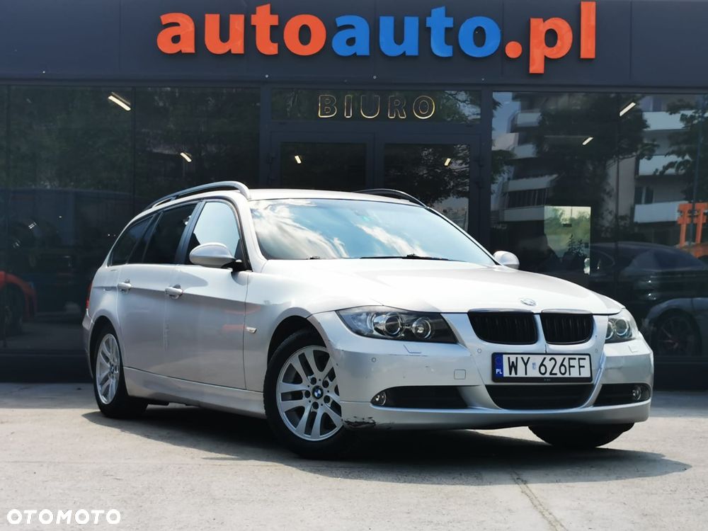 BMW Seria 3 320i - 1