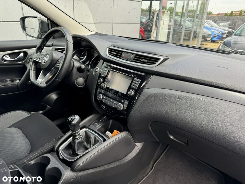 Nissan Qashqai - 18
