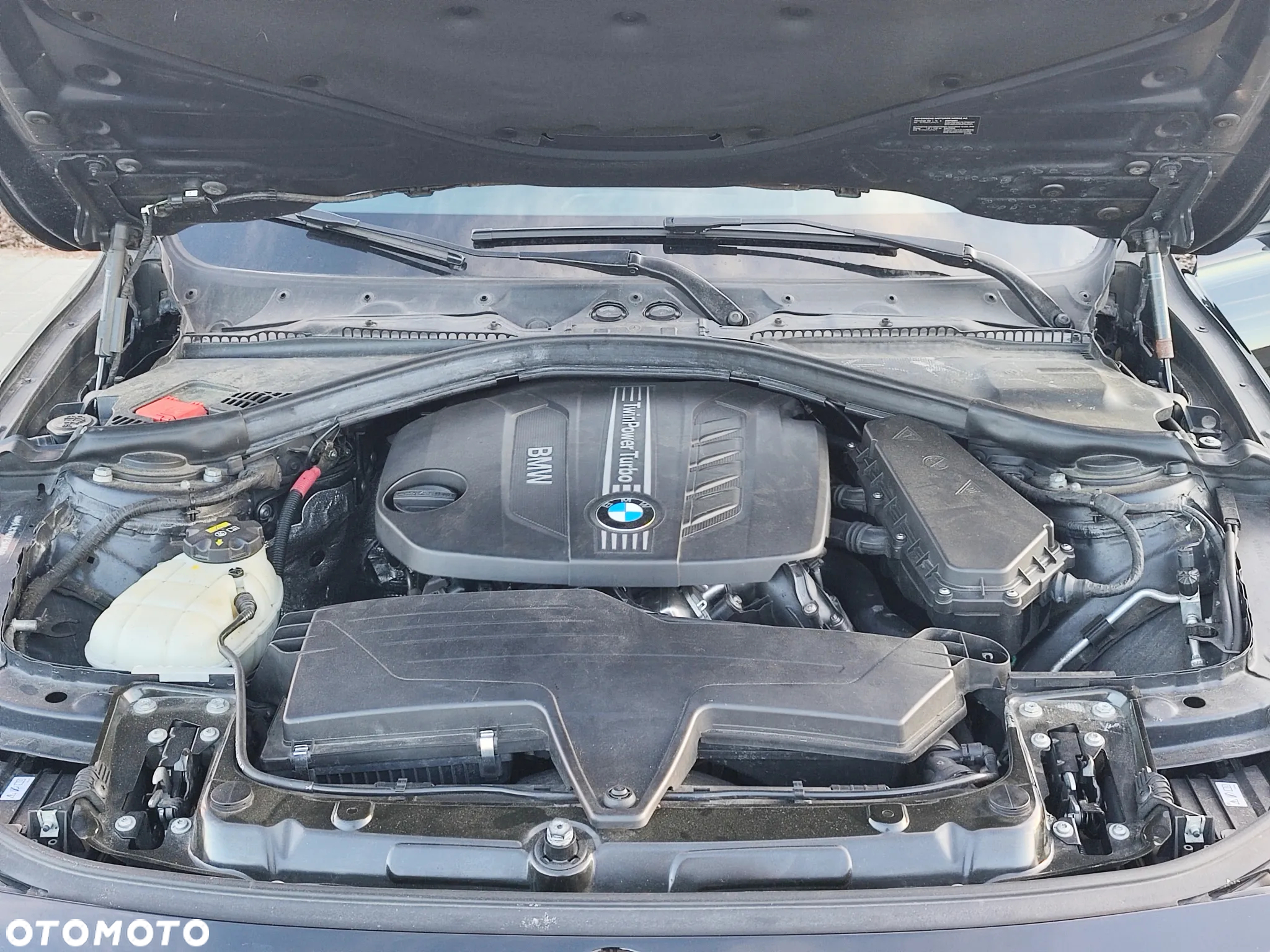 BMW Seria 3 318d Touring - 30
