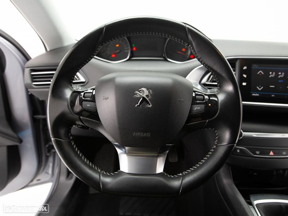 Peugeot 308 1.2 PureTech Style - 14